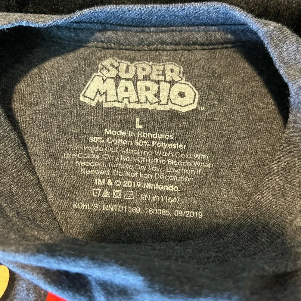 Super Mario Bros Boys Size L Graphic T-Shirt - Picture 2 of 2